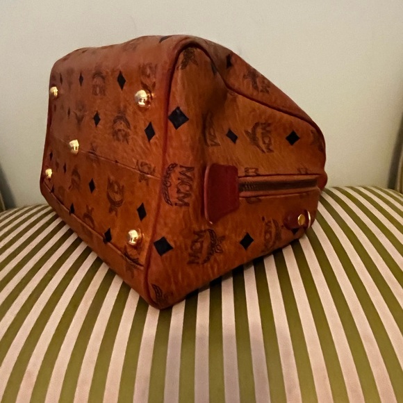 MCM Boston Bag - Picture 5 of 10